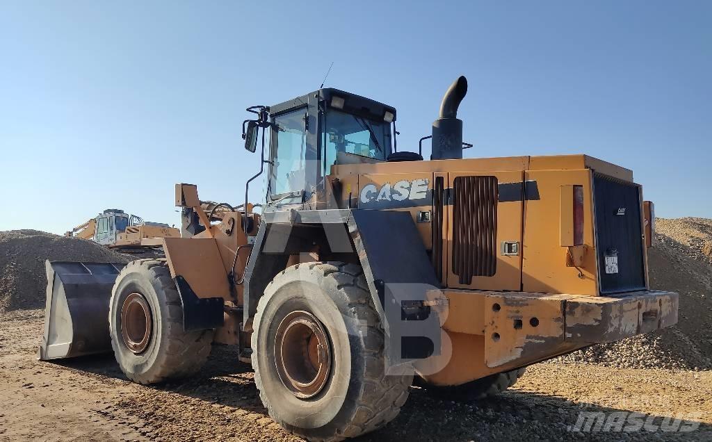 CASE 921 C لوادر بعجل