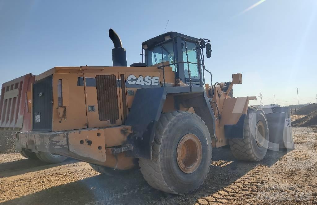 CASE 921 C لوادر بعجل