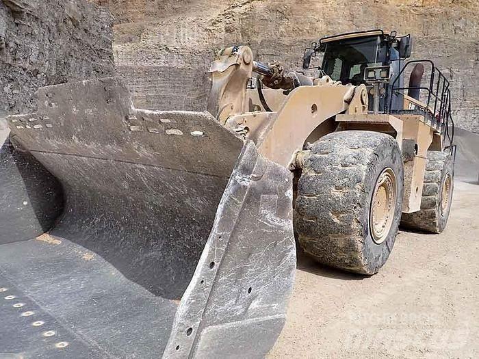 CAT 988K لوادر بعجل
