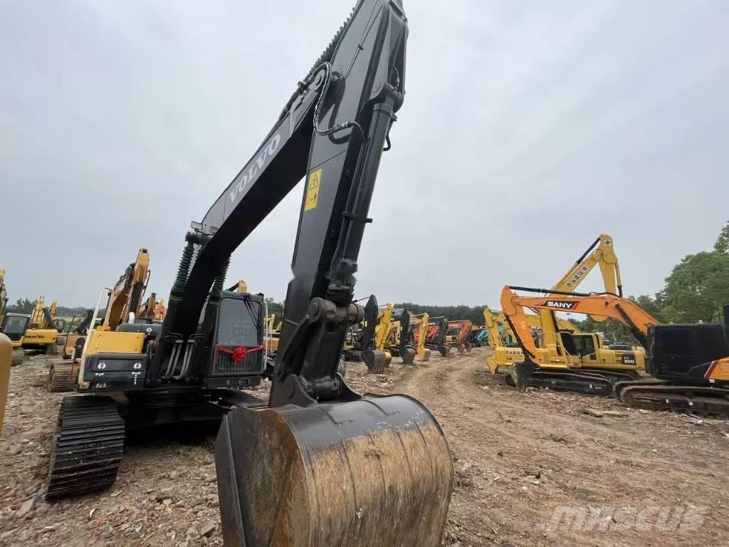 Volvo EC 210 حفارات زحافة