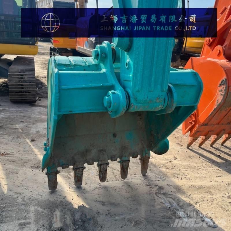 Kobelco SK 130 حفارات زحافة