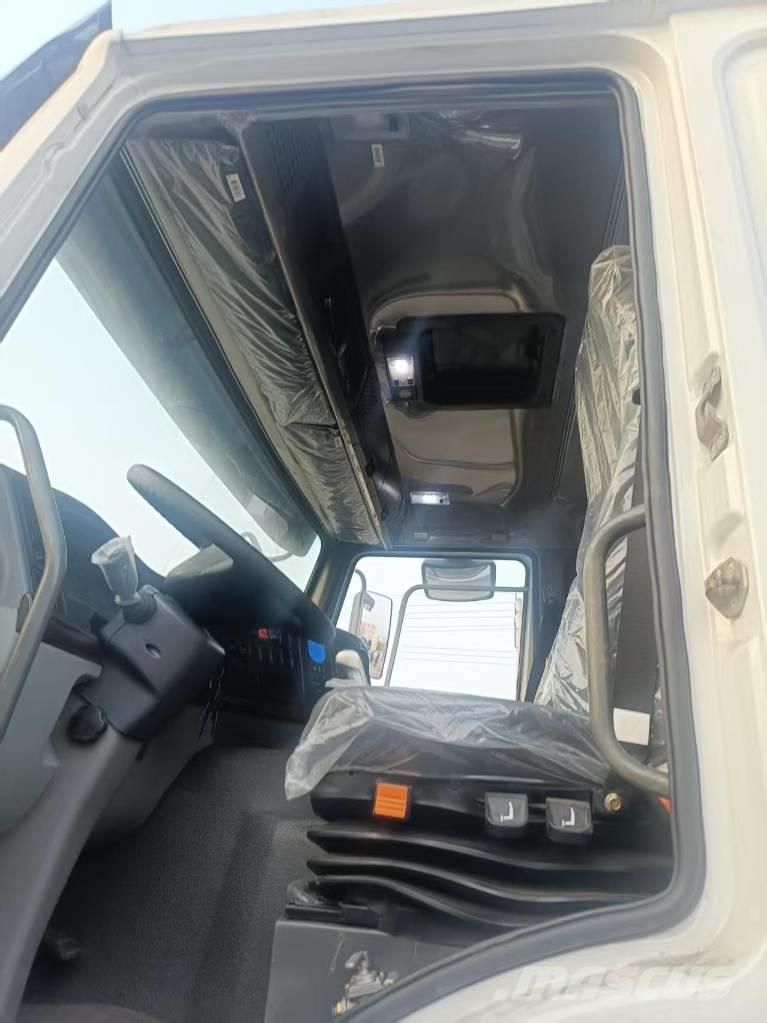 Howo 371 6x4 شاحنات ذات صهاريج