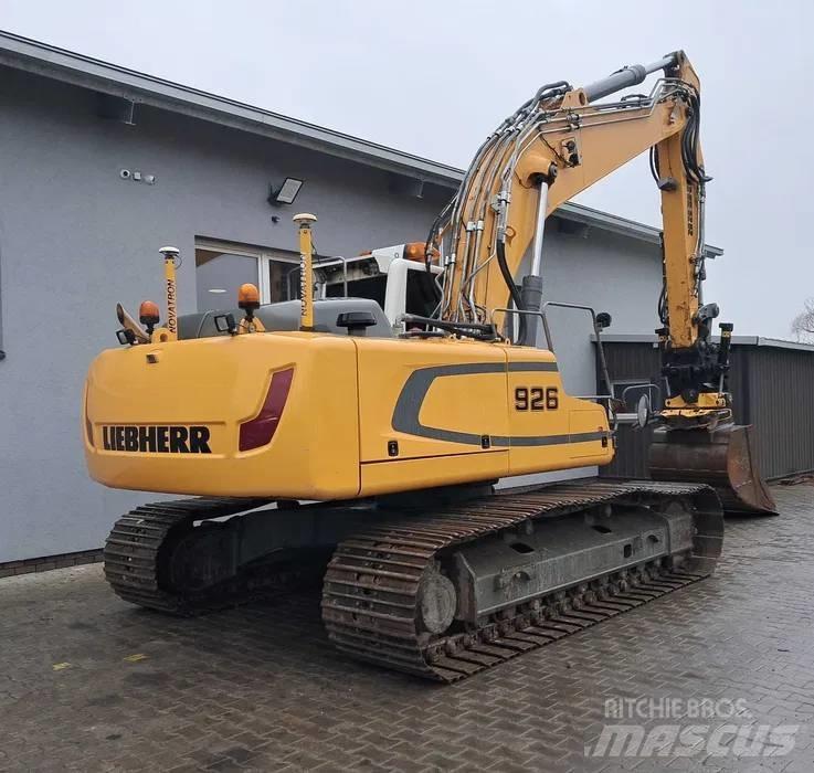 Liebherr R 926 LC حفارات زحافة