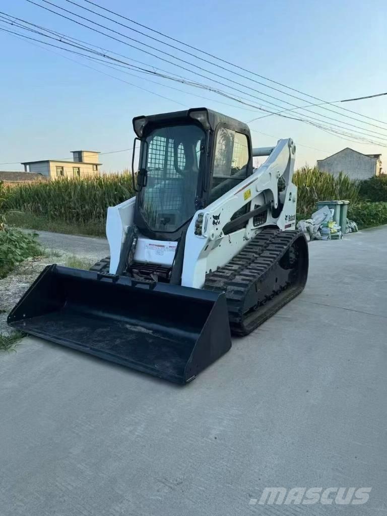 Bobcat T 770 لوادر انزلاقية التوجيه