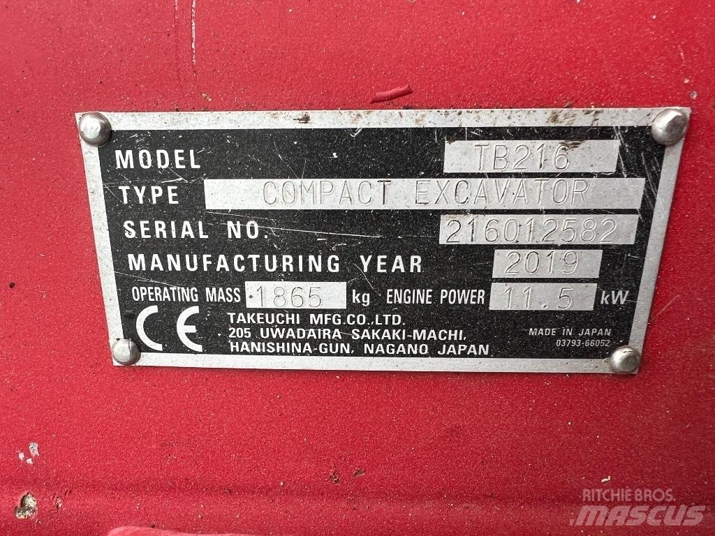 Takeuchi TB 216 حفارات صغيرة أقل من 7 طن (حفارات صغيرة)