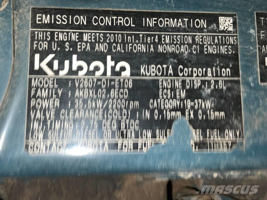 Kubota U 55-4 حفارات صغيرة أقل من 7 طن (حفارات صغيرة)
