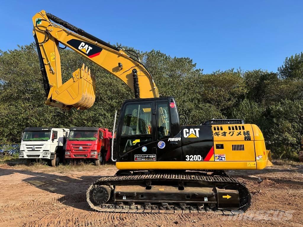 CAT 320DL حفارات زحافة
