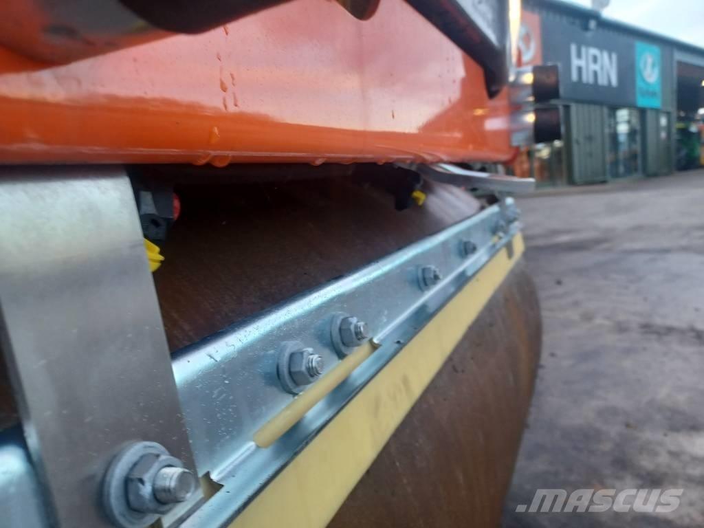 Hamm HD 12 VV مداحل ثنائية الاسطوانة