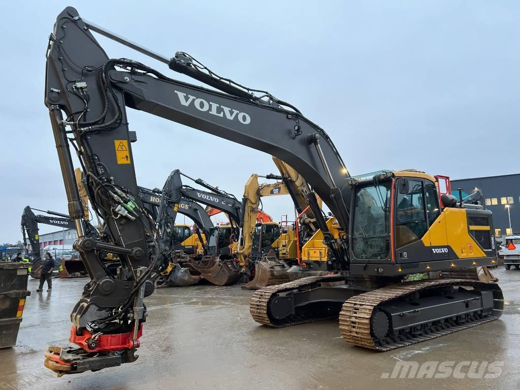 Volvo EC 250 EL حفارات زحافة