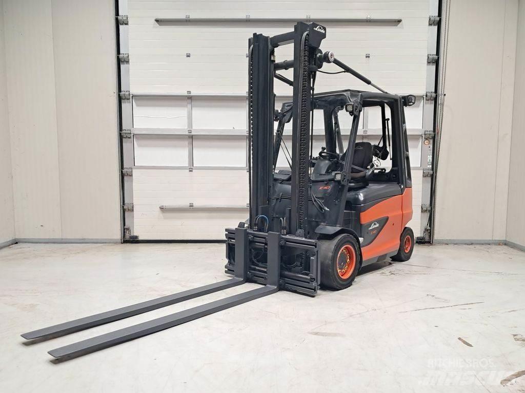 Linde E40H-01/600 شاحنات ذات رافعات شوكية تعمل بالكهرباء