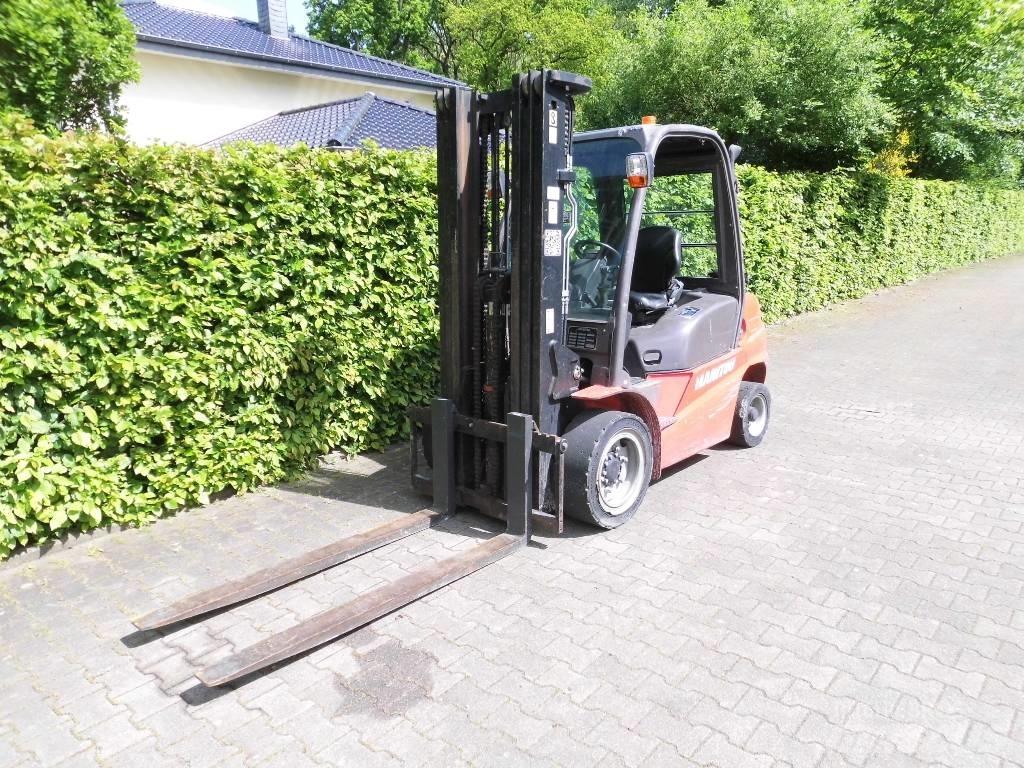 Manitou MI 35 D شاحنات الديزل