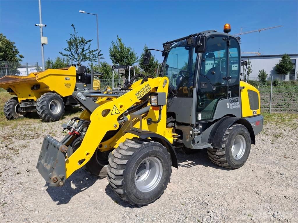 Wacker Neuson WL32 لوادر بعجل