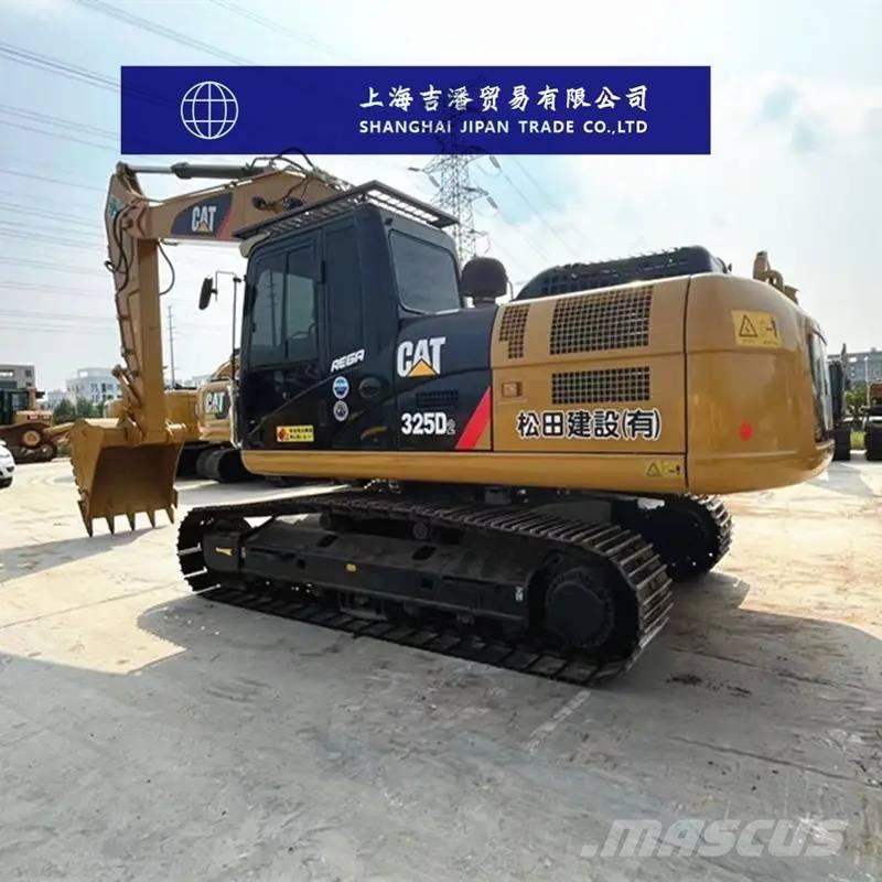 CAT 325 D حفارات زحافة