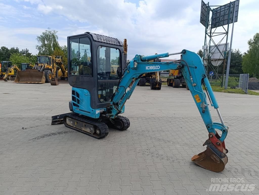Kobelco SK 17 SR-3 حفارات صغيرة أقل من 7 طن (حفارات صغيرة)