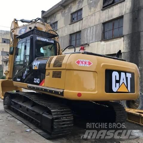 CAT 324 حفارات زحافة