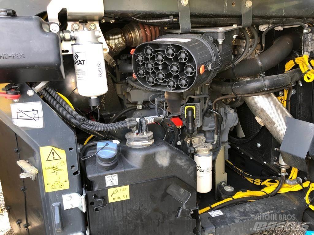 Bomag BW 174 AP-4v مداحل ثنائية الاسطوانة