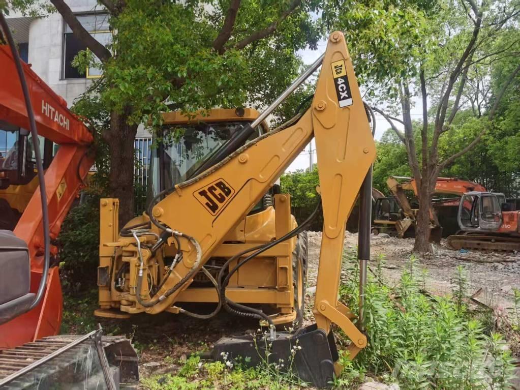 JCB 4 CX لوادر ذات جرافات عكسية
