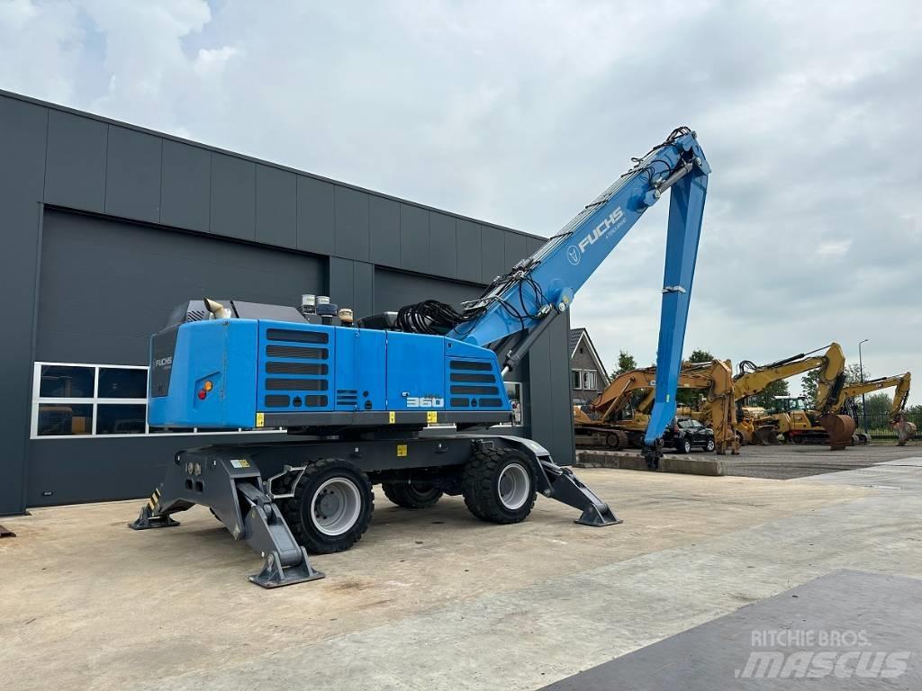 Fuchs MHL 360 F مناولات المخلفات / مناولات صناعية