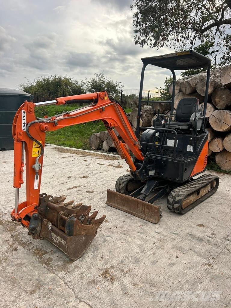 Hitachi ZX 17 U-2 حفارات صغيرة أقل من 7 طن (حفارات صغيرة)