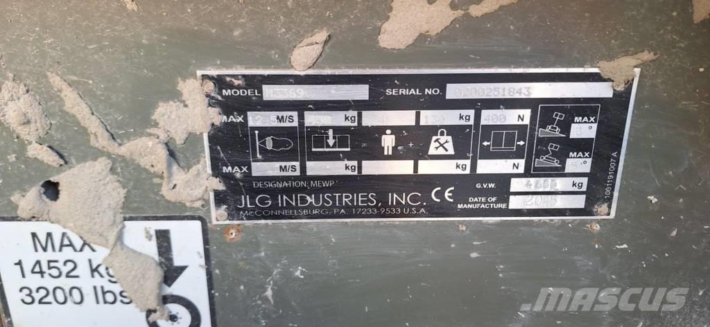 JLG M 3369 رافعات مقصية الشكل