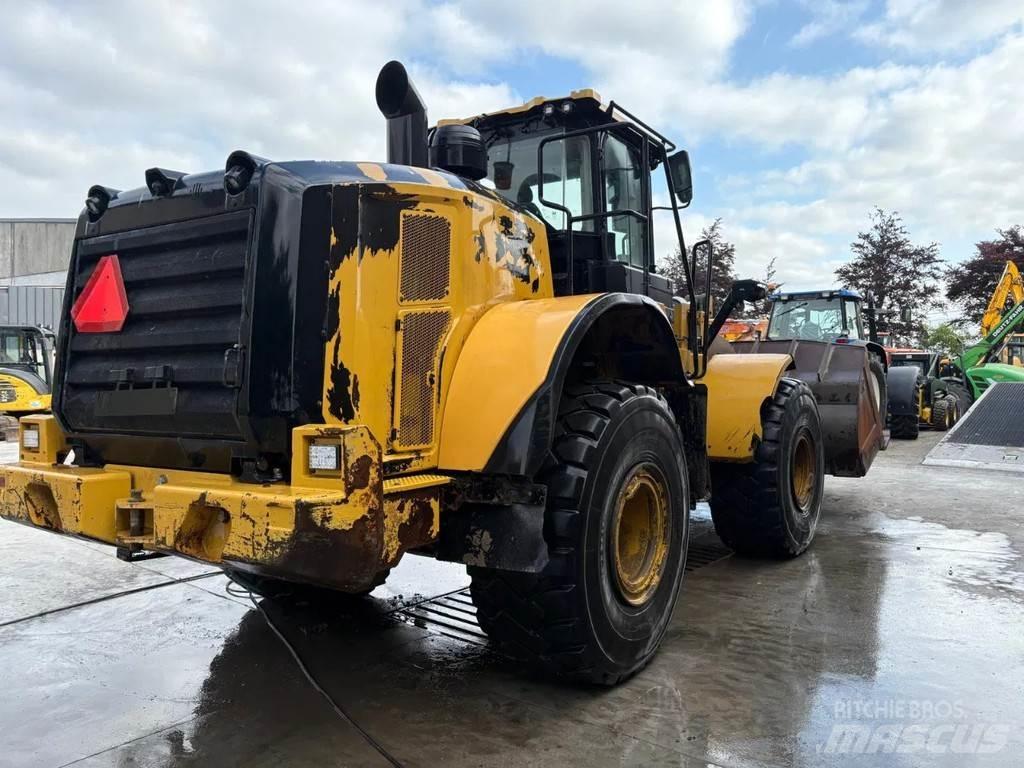 CAT 966MXE لوادر بعجل