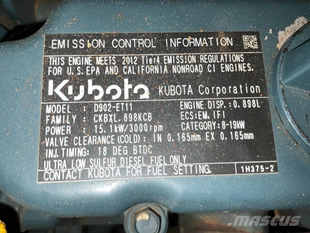 Bomag BW 100 AD M-5 مداحل ثنائية الاسطوانة