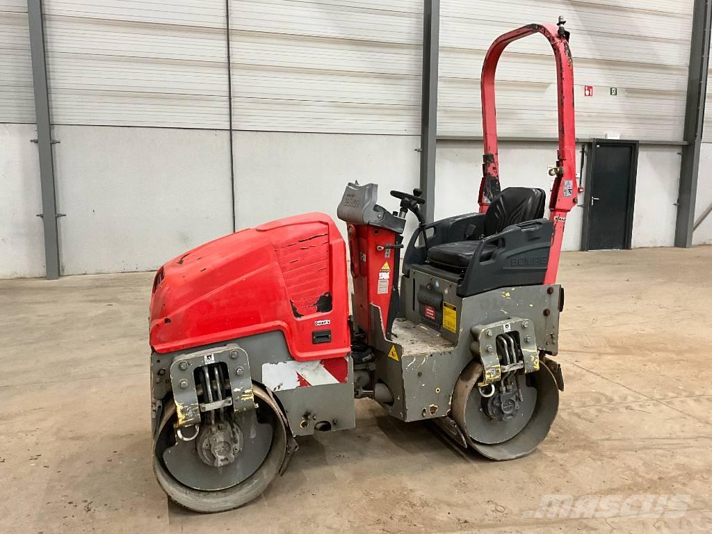 Bomag BW 100 AD M-5 مداحل ثنائية الاسطوانة
