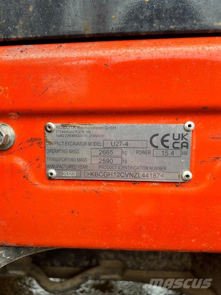 Kubota U 27-4 حفارات صغيرة أقل من 7 طن (حفارات صغيرة)