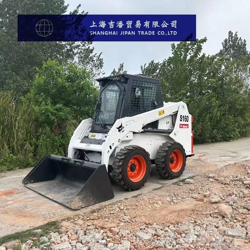 Bobcat s 160 لوادر انزلاقية التوجيه