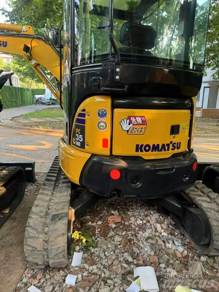 Komatsu PC 35 MR حفارات صغيرة أقل من 7 طن (حفارات صغيرة)