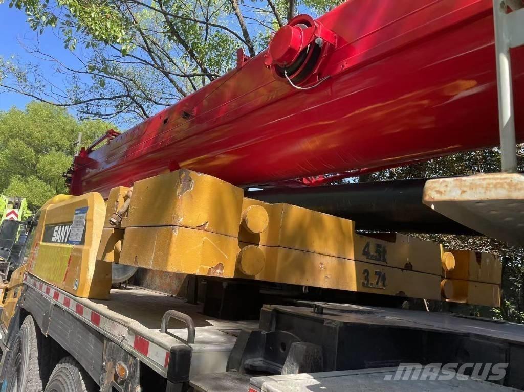 Sany STC 800 T5 رافعات الطرق الوعرة