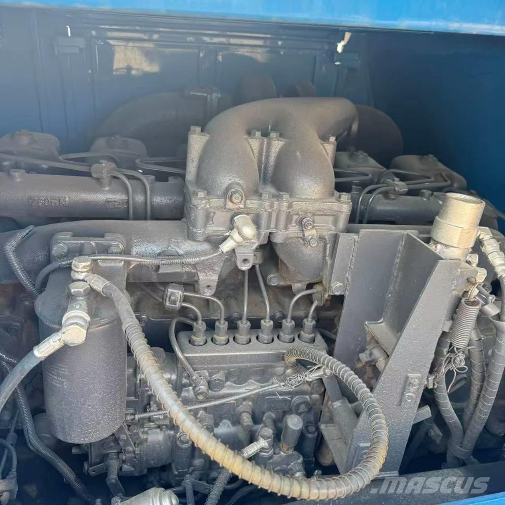 Kato SS 500 رافعات الطرق الوعرة