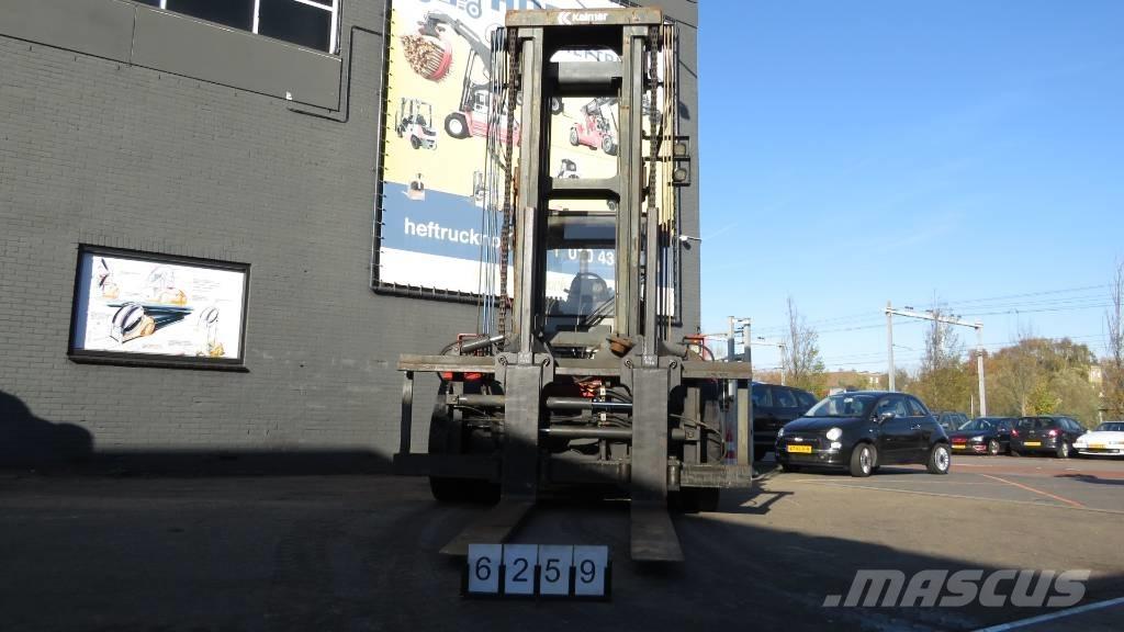 Kalmar DCD120-12 شاحنات الديزل