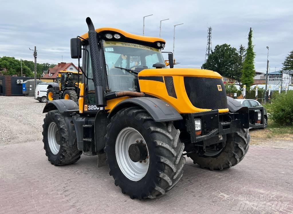 JCB Fastrac 3200 الجرارات