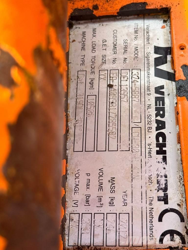 CAT 319DL حفارات زحافة