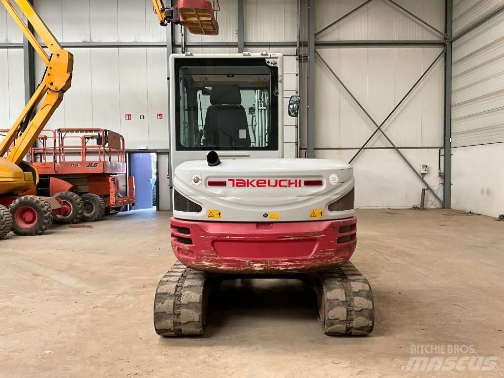 Takeuchi TB 250-2 حفارات صغيرة أقل من 7 طن (حفارات صغيرة)