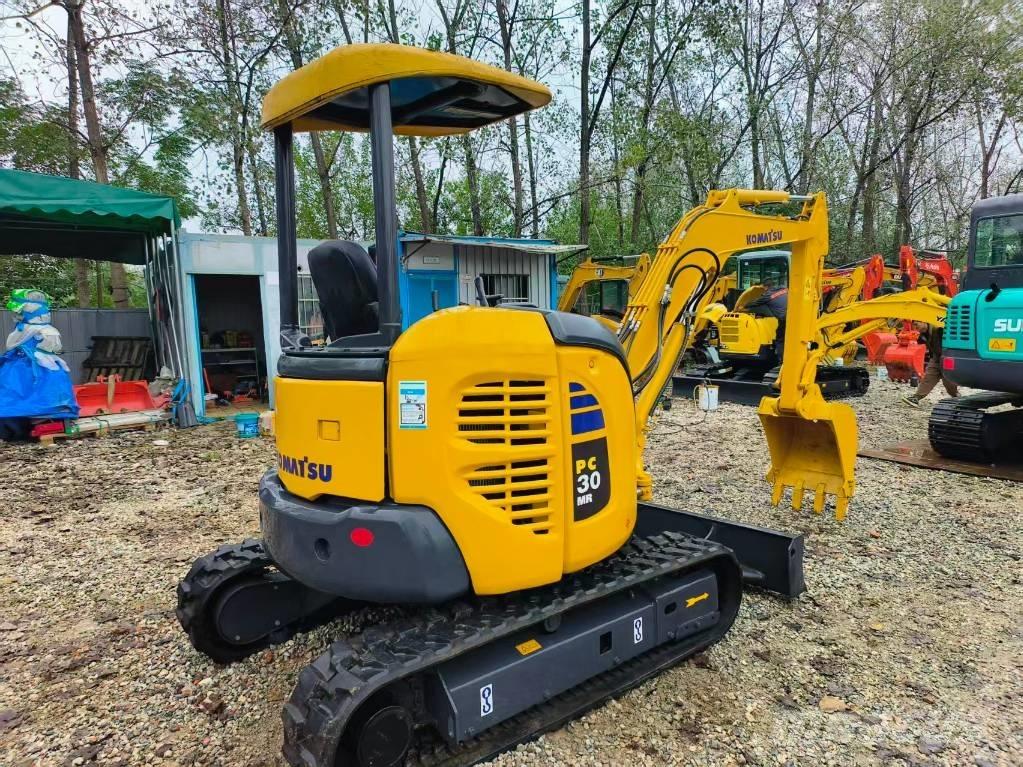 Komatsu PC 30 حفارات صغيرة أقل من 7 طن (حفارات صغيرة)