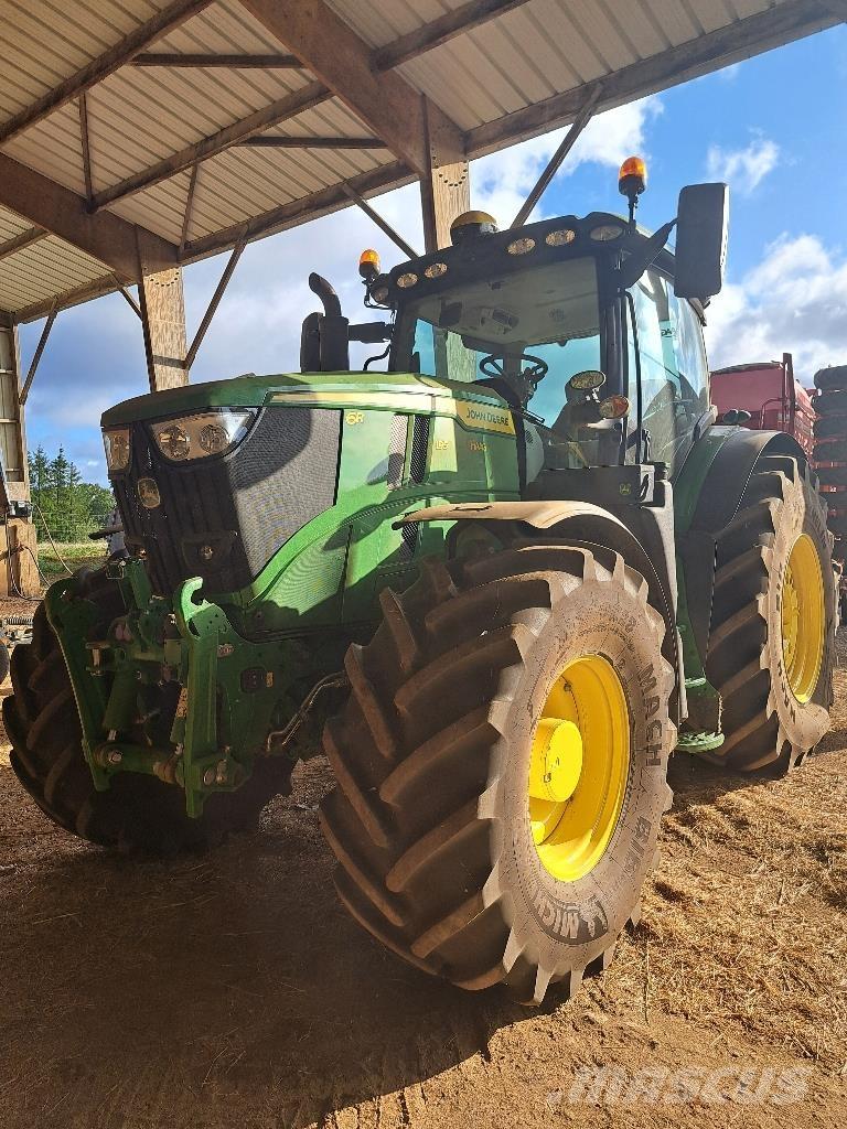 John Deere 6R 195 الجرارات