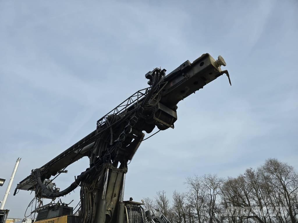 Liebherr LB 28 منصات دق خوازيق