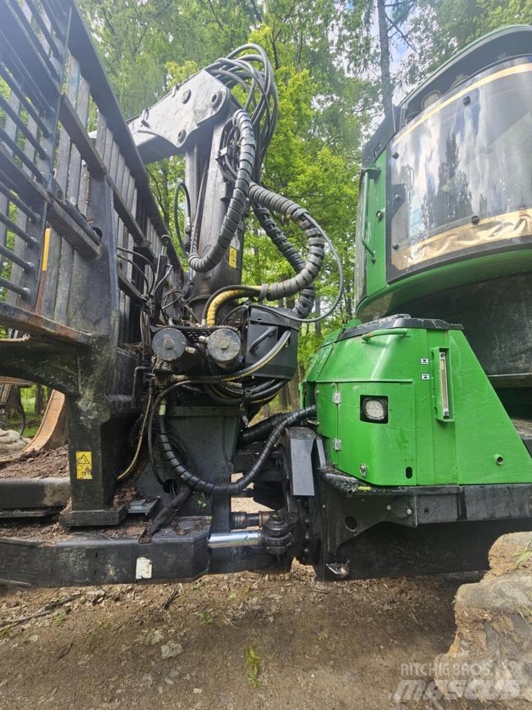 John Deere 1510 E شاحنات