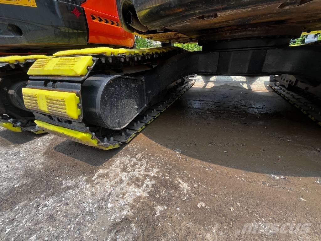 Komatsu PC 55 MR حفارات صغيرة أقل من 7 طن (حفارات صغيرة)