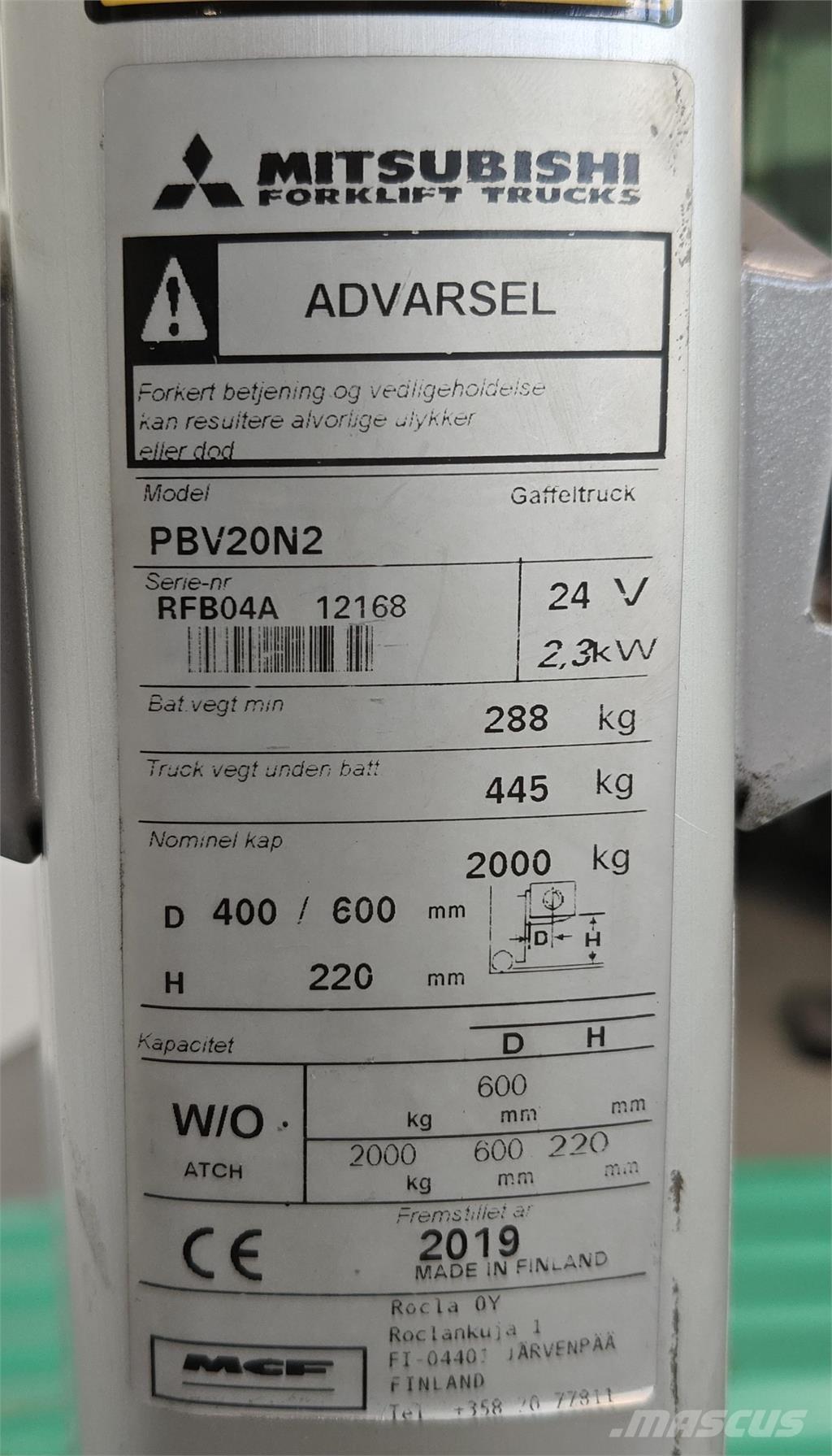 Mitsubishi PBV20N2 شاحنة ذات منصة