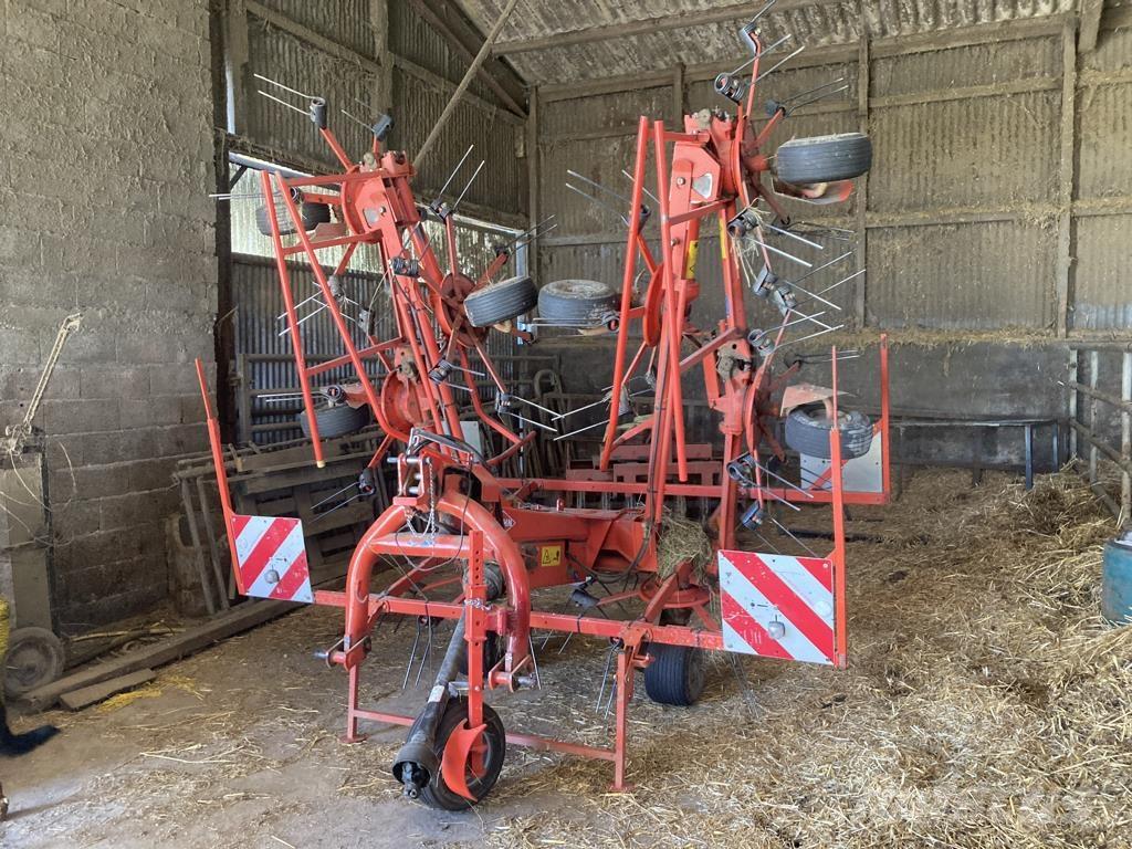 Kuhn GF 8501 MH مكابس وميبسات التبن