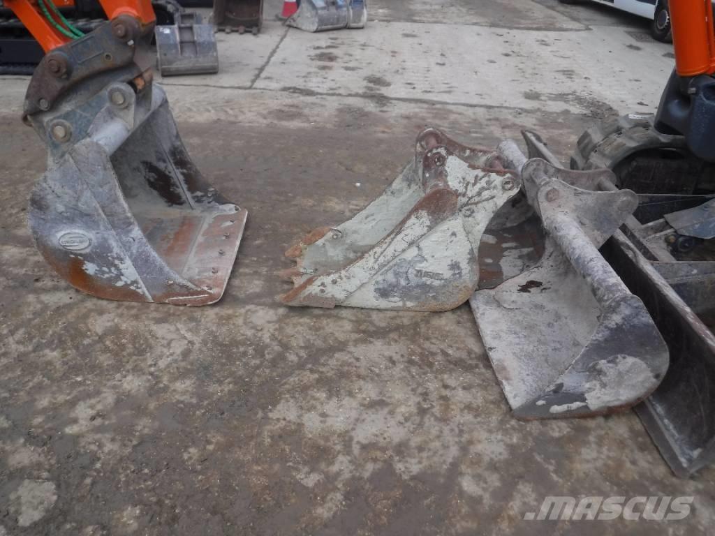 Hitachi ZX 85 US B-3 حفارات وسط 7 طن - 12 طن