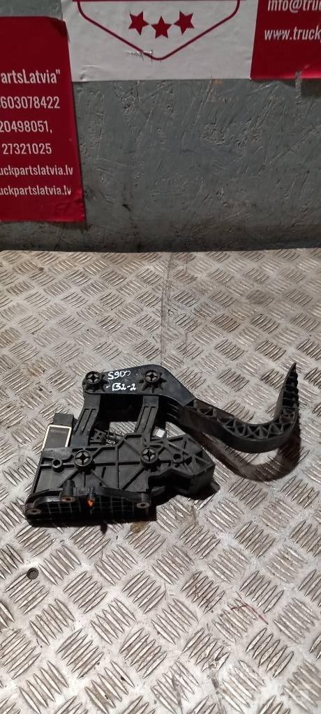 Scania R 480   1753411 كابينة والداخلية