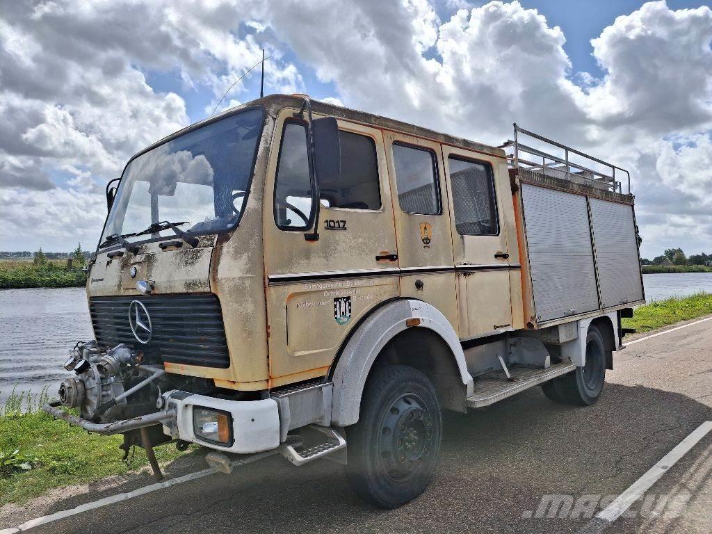 Mercedes-Benz 1017 شاحنات حريق