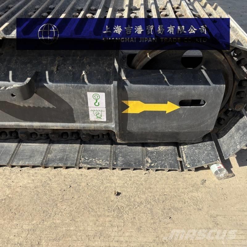 Komatsu PC 130 حفارات زحافة