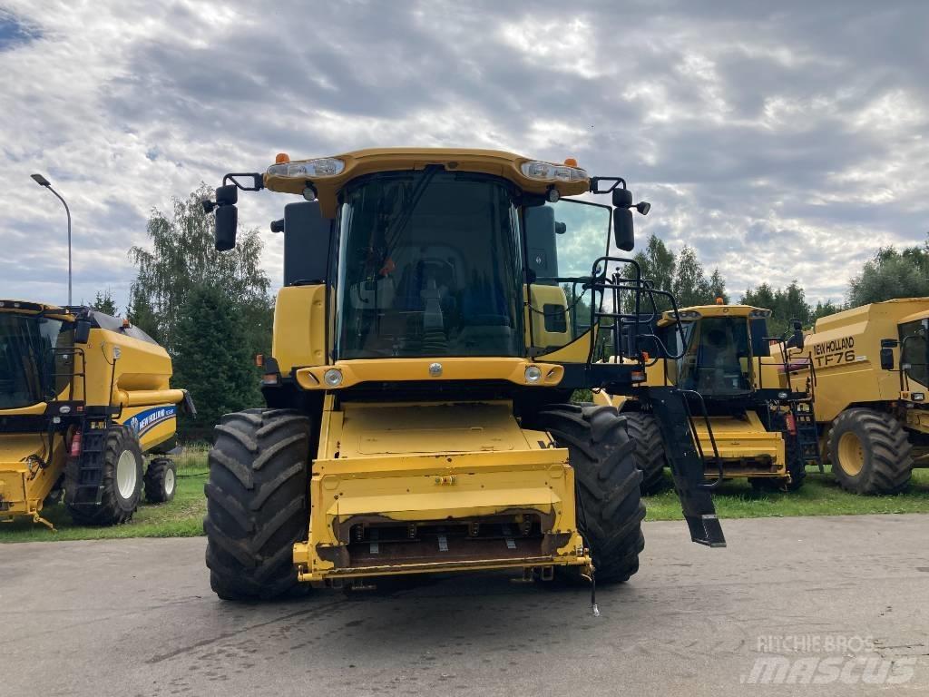 New Holland CX 8070 حصادات
