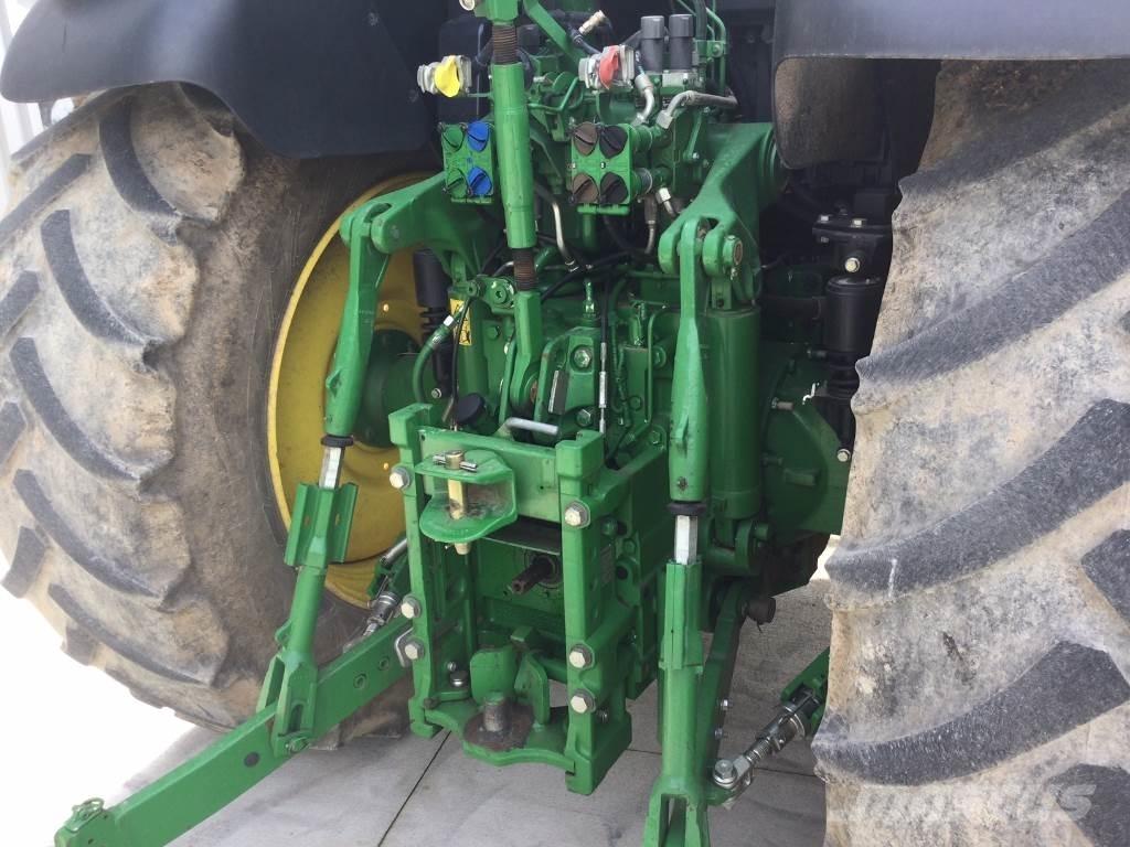 John Deere 6195M الجرارات