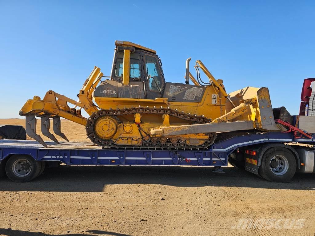 Komatsu D 65 EX 12 بلدوزرات مجنزرة